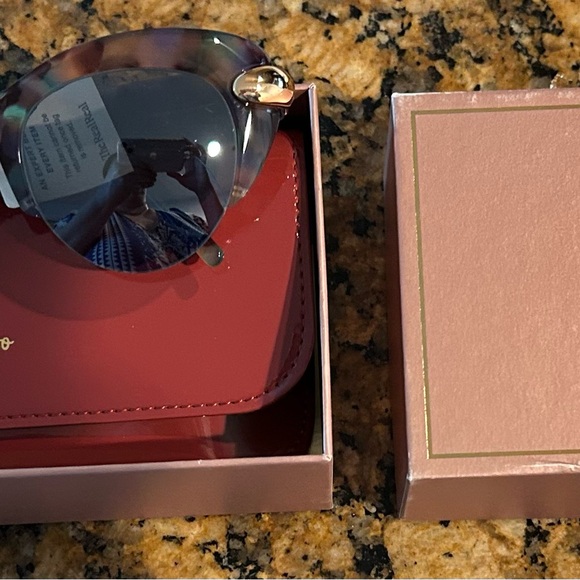 Pomellato PM0018S 005 Cat Eye Sunglasses Havana Multicolor $565 New - Picture 3 of 5